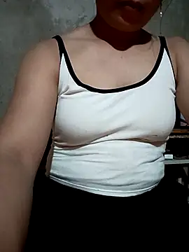 vanvan005 online show from 06-26-26, 11:58