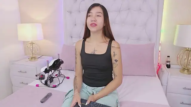 VioletFroost online show from 01-11-26, 12:10