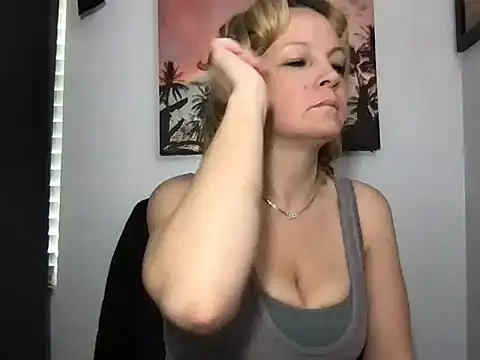 SattivvaXXX online show from 04-06-26, 12:06