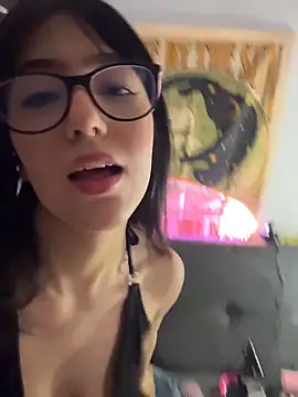 HinaSweet online show from 02-26-26, 12:20