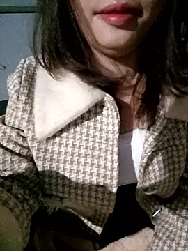 Snapshot of Happy_sweet1 chatting on 01-08-26, 09:50 Happy sweet1 online show from 01-08-26, 09:50