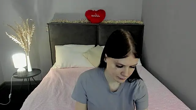 SkinyJoys online show from 02-27-26, 01:38