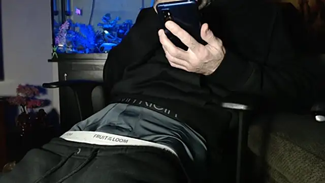 Snapshot of EspanolVato chatting on 01-12-26, 01:00 EspanolVato online show from 01-12-26, 01:00