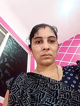 Snapshot of Hot_ree85 chatting on 02-09-26, 05:44 Hot ree85 online show from 02-09-26, 05:44