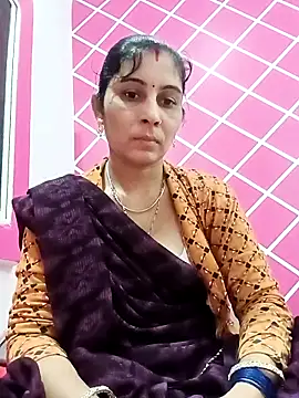 Snapshot of Hot_ree85 chatting on 02-11-26, 04:50 Hot ree85 online show from 02-11-26, 04:50