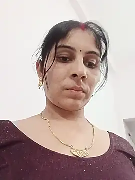 Hot ree85 online show from 05-23-26, 01:48