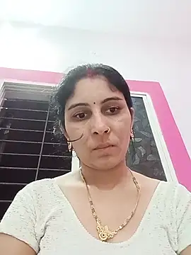 Hot ree85 online show from 05-31-26, 06:21