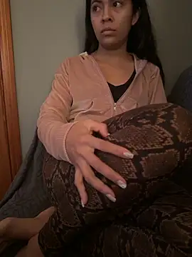 Snapshot of Bufu2213 chatting on 04-03-26, 06:17 Bufu2213 online show from 04-03-26, 06:17