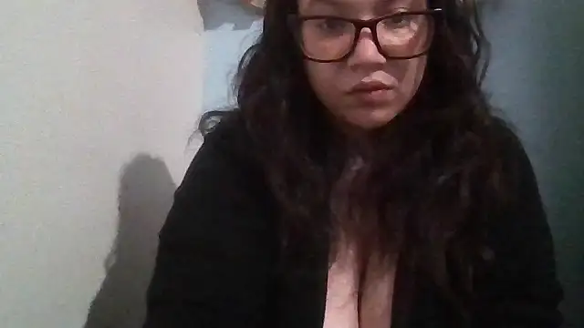 bellakay19 online show from 06-19-26, 04:17