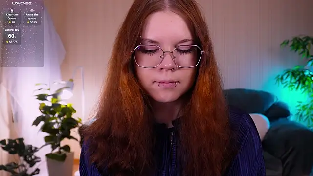 A Lot of Bunny online show from 03-31-26, 07:20