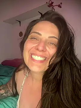 Marieweed online show from 01-12-26, 03:12