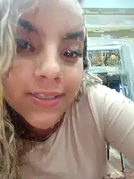 Snapshot of lizabellucci chatting on 01-10-26, 12:23 lizabellucci online show from 01-10-26, 12:23