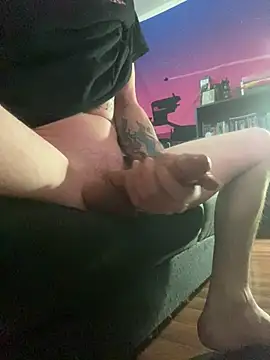 Snapshot of Beastbab3 chatting on 02-04-26, 11:31 Beastbab3 online show from 02-04-26, 11:31