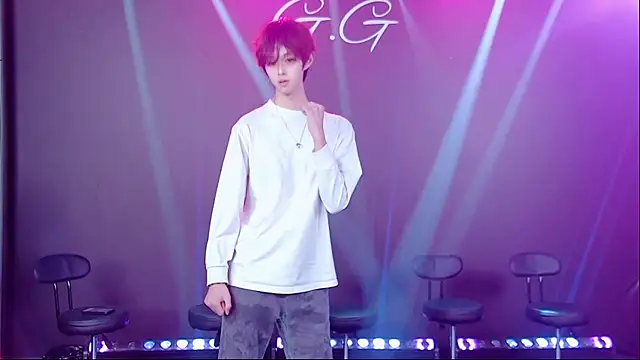 Snapshot of TNT-520 chatting on 01-12-26, 12:10 TNT-520 online show from 01-12-26, 12:10