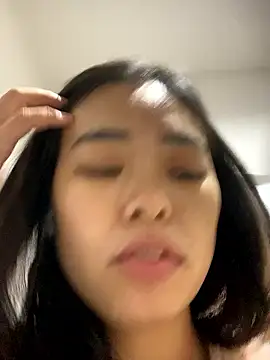 Snapshot of CUTEBABY-69 chatting on 01-09-26, 12:30 CUTEBABY-69 online show from 01-09-26, 12:30