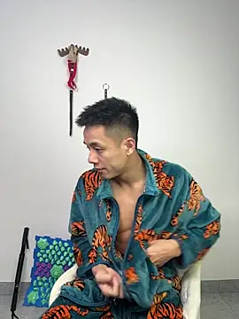 TOYOTA-01 online show from 02-07-26, 07:34