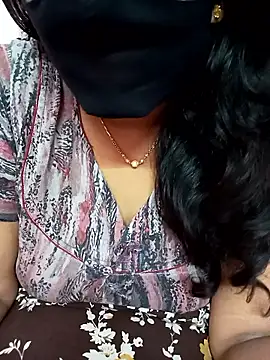 Snapshot of Ammu14399 chatting on 06-02-26, 03:30 Ammu14399 online show from 06-02-26, 03:30
