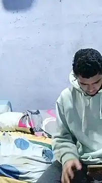 Snapshot of Isabel_and_Heckler chatting on 01-13-26, 10:31 Isabel and Heckler online show from 01-13-26, 10:31