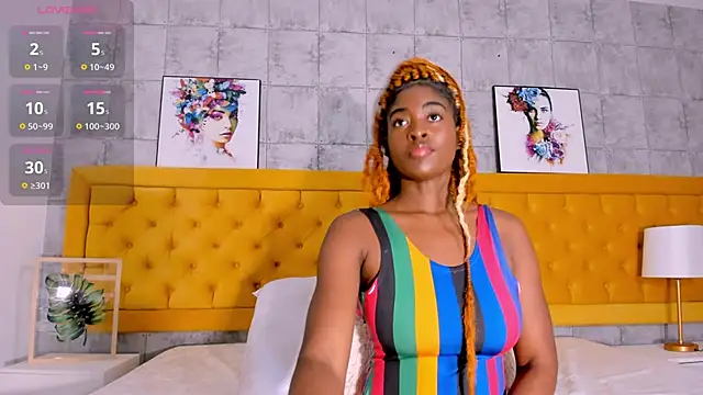 NiicoleHill online show from 01-10-26, 07:37