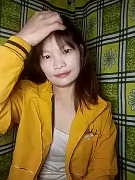 Snapshot of -Mymayya- chatting on 01-11-26, 06:46 -Mymayya- online show from 01-11-26, 06:46