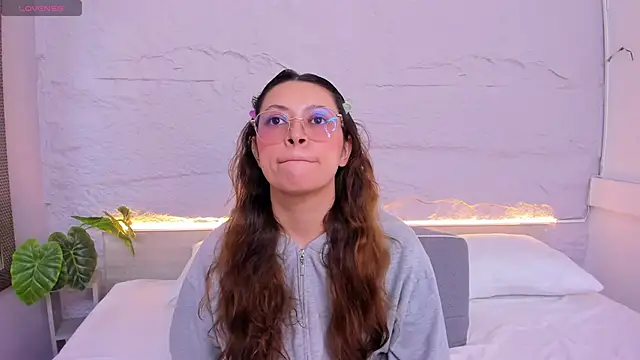 lanna 18  online show from 02-26-26, 12:04