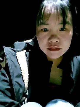 Snapshot of him220 chatting on 01-14-26, 10:03 him220 online show from 01-14-26, 10:03