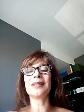 Snapshot of Danatetas chatting on 02-10-26, 02:43 Danatetas online show from 02-10-26, 02:43