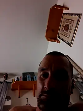 Snapshot of BDS69@xh chatting on 05-12-26, 11:51 BDS69xh online show from 05-12-26, 11:51