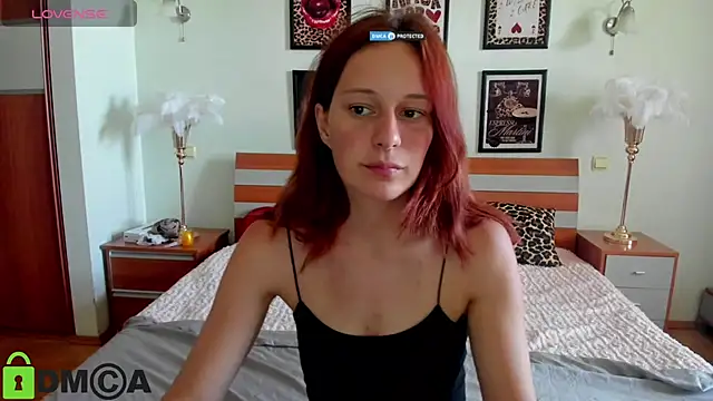 Snapshot of Lily_Viola chatting on 06-22-26, 07:38 Lily Viola online show from 06-22-26, 07:38