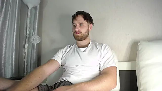 LorenzoLux online show from 10-12-25, 05:45