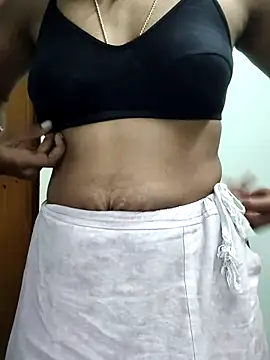 Tamil Hot Trisha online show from 01-11-26, 09:58