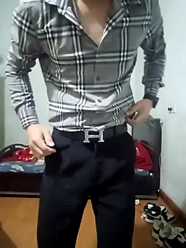 Hoangvan99997 online show from 03-04-26, 02:34