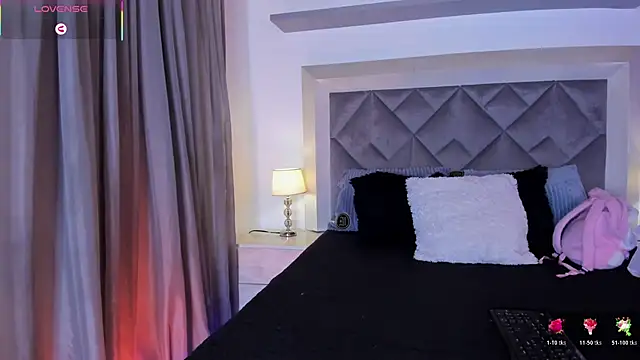 Snapshot of _ttaylor_ chatting on 01-14-26, 12:11 ttaylor online show from 01-14-26, 12:11