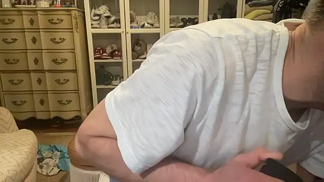 Snapshot of wolverinedream chatting on 02-11-26, 12:37 wolverinedream online show from 02-11-26, 12:37