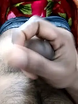 Snapshot of shrank_indian chatting on 01-15-26, 07:17 shrank indian online show from 01-15-26, 07:17