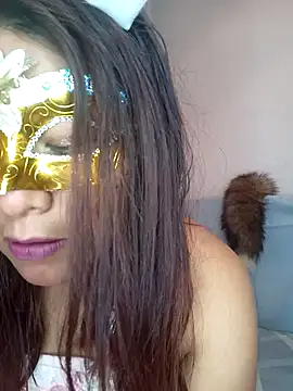 Snapshot of Zuley_foxi chatting on 02-17-26, 03:03 Zuley foxi online show from 02-17-26, 03:03