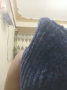 Bootyful me online show from 06-17-26, 04:04