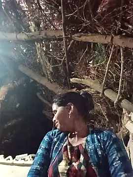 Manvi hote online show from 02-19-26, 04:36