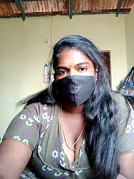 Milky Julia online show from 02-20-26, 07:10