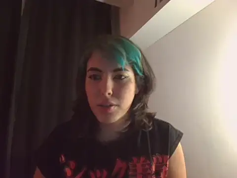 goth latina online show from 01-10-26, 12:34