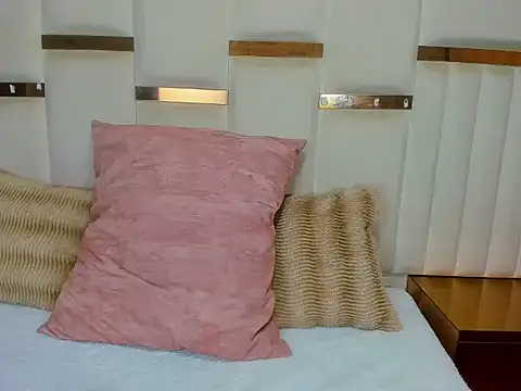 Brianna HH online show from 01-08-26, 01:57