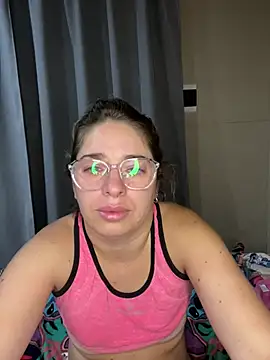 Snapshot of soyanahii chatting on 02-18-26, 08:32 soyanahii online show from 02-18-26, 08:32