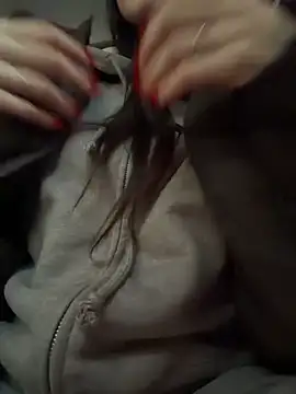 Snapshot of estalavista chatting on 01-12-26, 11:04 estalavista online show from 01-12-26, 11:04