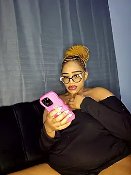 Sultrydiva1 online show from 01-12-26, 02:17