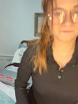 teenyblossom online show from 01-16-26, 02:10