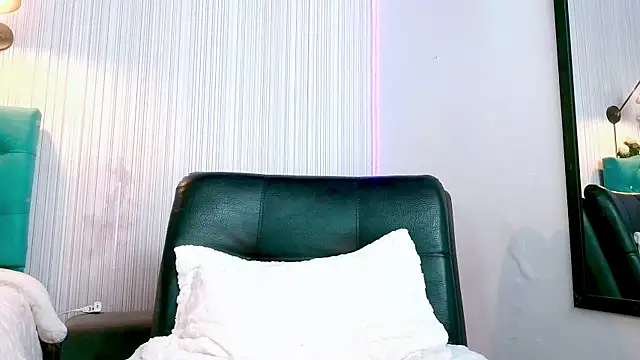 Snapshot of Anastasia_firee chatting on 01-13-26, 06:46 Anastasia firee online show from 01-13-26, 06:46