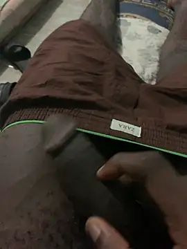 Snapshot of BCguy17 chatting on 01-09-26, 12:35 BCguy17 online show from 01-09-26, 12:35