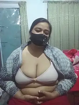 momo loves online show from 02-10-26, 02:10