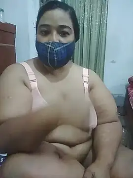 momo loves online show from 04-04-26, 04:33