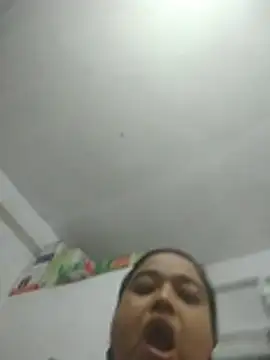 momo loves online show from 04-07-26, 03:29